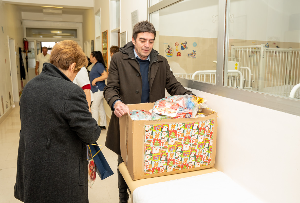 061224-1.jpg