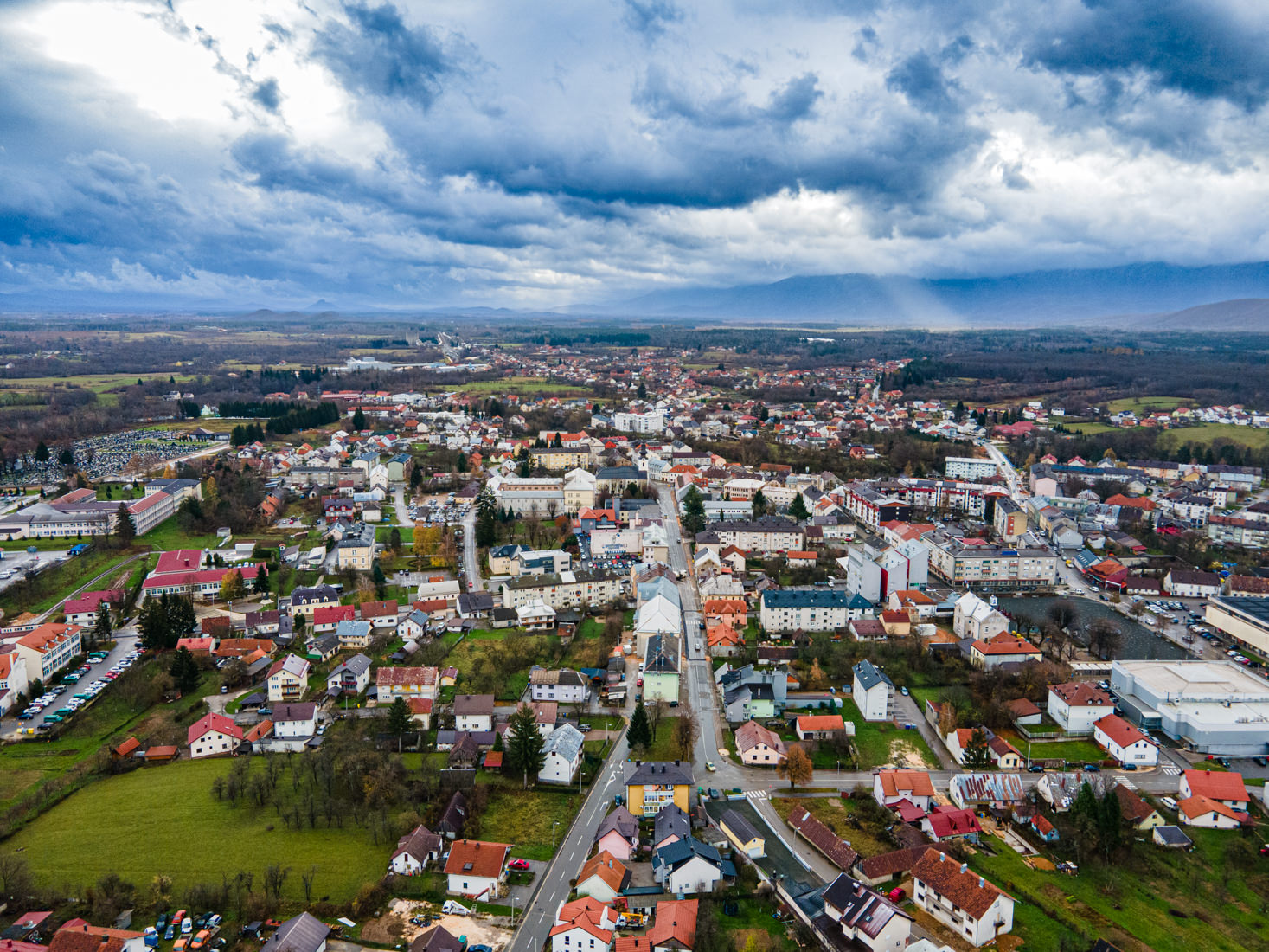 wp-content_uploads_2023_11_gospic_iz_zraka-4.jpg