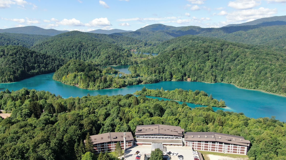 hotel_jezero.jpg