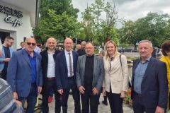 Druženje HDZ-ovih kandidata u Otočcu: Velika podrška za Ernesta Petryja, Jasnu Orešković Brkljačić i Jasminku Devčić
