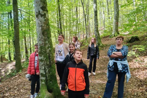 Kad škola izađe u šumu: Kako je 362 učenika učilo kroz iskustvo u prirodi