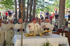 “Raj započinje već ovdje”: Blagdan Velike Gospe u Krasnu obilježen porukom nade i svjedočenja vjere