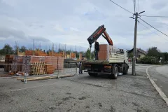 Napredovali radovi na izgradnji Zelene tržnice u Perušiću