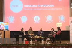 U Otočcu održana konferencija “Žene i točka”