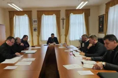 Susret biskupa Mede s dekanima Gospićko-senjske biskupije