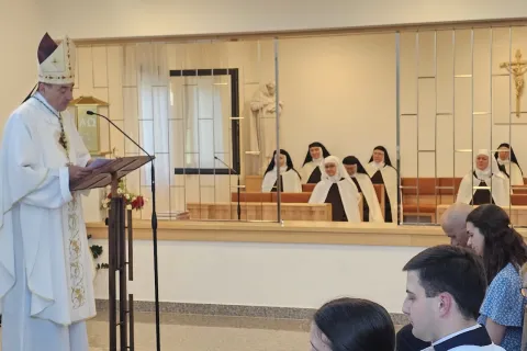 Svetkovina Presvetog Srca Isusova proslavljena u samostanu sestara karmelićanki u Gospiću