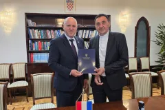 Gospićko-senjskoj biskupiji darovana državna nekretnina u Zagrebu