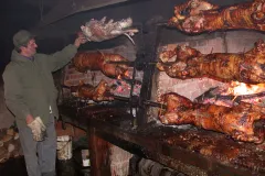 Sve manje vrijedi ona stara izreka “nema ‘tice do prasice”!