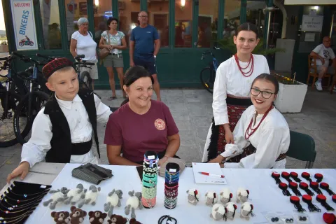 Uskoro se održavaju Ličke seljačke tržnice