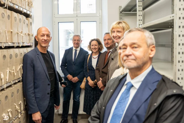 Gotovo dva milijuna eura uloženo u Državni arhiv u Gospiću: svečano otvoreni novo spremište i obnovljena zgrada