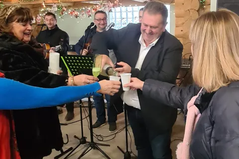 Brinje: Doček Nove godine u podne