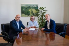 Direktor Fonda za zaštitu okoliša i energetsku učinkovitost i župan Petry održali prezentaciju: Preko milijun eura za energetsku obnovu obiteljskih kuća na području grada Gospića