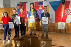 Mladi hrvači iz Gospića osvojili četiri medalje na Memorijalnom turniru u Slovačkoj