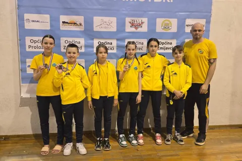 Nove medalje za Taekwondo klub Gacka na turniru u Imotskom
