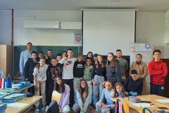 STEM radionice u Gospiću: Učenici istraživali svijet magneta i baterija