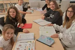 Tjedan kreativnosti i podrške u Novalji: Djeca učila, stvarala i družila se u knjižnici i Centru za kulturu