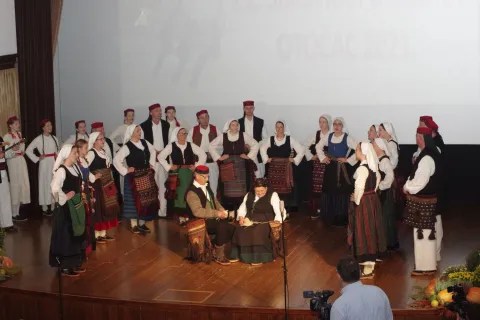 Traju upisi novih članova u Folklorno društvo Otočac