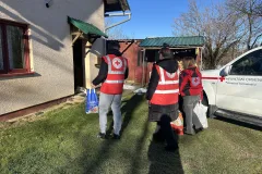 Crveni križ Gospić podijelio humanitarne pakete za blagdane