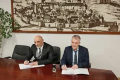 NP Sjeverni Velebit donira ogrjevno drvo potrebitim obiteljima s područja Senja
