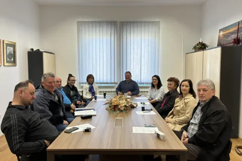 U Općini Brinje potpisani ugovori za projekte i aktivnosti u zajednici