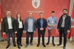 Gradonačelnik Bukovac primio državnog prvaka u šumarstvu Antonija Šporčića