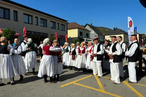 LiST - Lička seljačka tržnica donosi okus Like u Korenicu