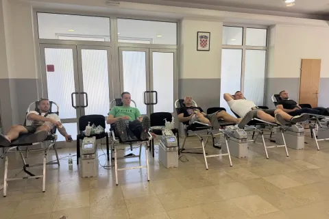 Velik odaziv na akciju dobrovoljnog darivanja krvi u Gospiću