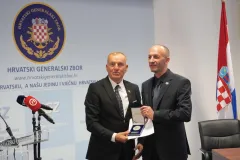 Župan Ernest Petry primio Srebrnu plaketu Hrvatskog generalskog zbora