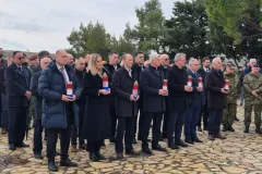 Obilježavanje 32. obljetnice VRO Maslenica: Počast u ime Ličko-senjske županije odali župan Petry i zamjenica župana Orešković Brkljačić