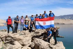 Planinari PD Željezničar Gospić istražili “Drugu stranu Mjeseca” na Pagu