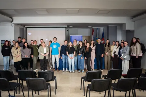 FOTO/Obilježen Svjetski dan zdravlja: održano edukativno predavanje “Zdravlje koje se ne vidi, ali se osjeća”