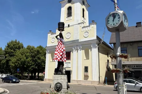 Kad navija cijeli grad: Vodarica Marta odjenula kockice