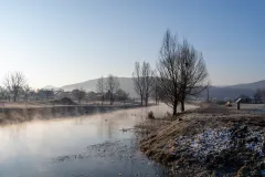 Zima steže, a prizori iz Otočca ostavljaju bez daha! Pogledajte ledenu idilu