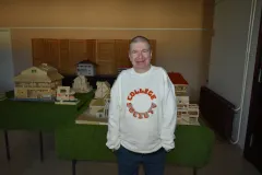 U Gospiću otvorena izložba maketa “Dome, slatki dome” autora Vlade Bušljete