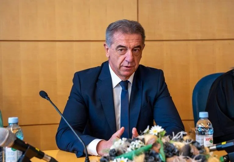 gradonalnik_foto.jpg