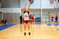Ekskluzivne fotografije: Pogledajte kako se ženska košarkaška reprezentacija priprema u Gospiću!