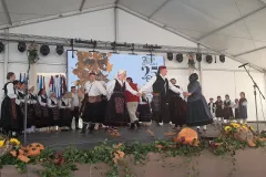 VIDEO HKUD “Široka Kula”: Ponosne boje Like na manifestaciji “Jesen u Lici”