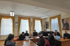 U Gospiću održan sastanak za organizaciju biskupskog ređenja mons. Marka Mede