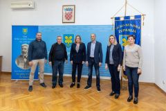 Potpisan ugovor o uređenju stacionara Doma zdravlja u Vrhovinama vrijedan 100 tisuća eura