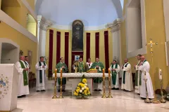 Vjernici Gospićko-senjske biskupije započeli Zahvalno hodočašće u Rim