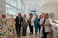 Učenici OŠ dr. Franje Tuđmana Lički Osik i Udruga „Vila za Liku” posjetili Dječji odjel gospićke bolnice