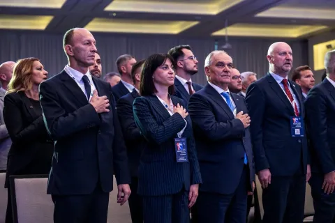 Izaslanstvo Ličko-senjske županije na 10. Danima regionalnoga razvoja i EU fondova – značajna priznanja Novalji, Otočcu i Senju