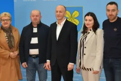 U cilju održivosti proizvodnje mlijeka župan Petry potpisao ugovore u vrijednosti 142 tisuće eura