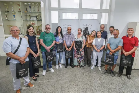 „Volim svoju županiju“: U Zagrebu otvorena izložba 27 najboljih fotografija