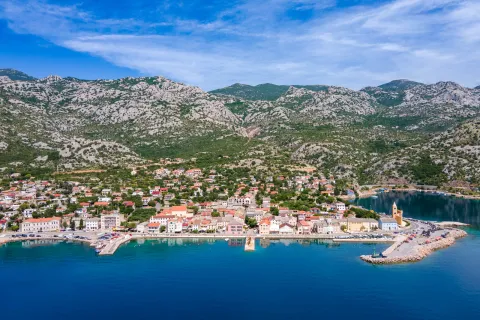 Raspisan javni natječaj za pomoć umirovljenicima za ogrjev u općini Karlobag