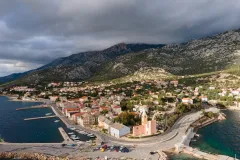 Općina Karlobag objavila natječaj za prinudne upravitelje za stambene zgrade