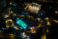 FOTO / Otvoren čaroban Advent u Gospiću - gradonačelnik Milinović okušao se na ledu