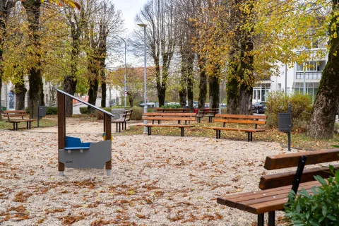 FOTO Obnovljeno dječje igralište u parku Čardak