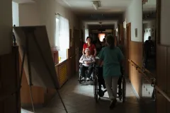 Nedostatak domova za starije: Novi javni poziv prilika za lokalne vlasti