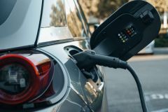 Novi poziv za sufinanciranje kupnje električnih vozila - Poticaji samo za pravne osobe